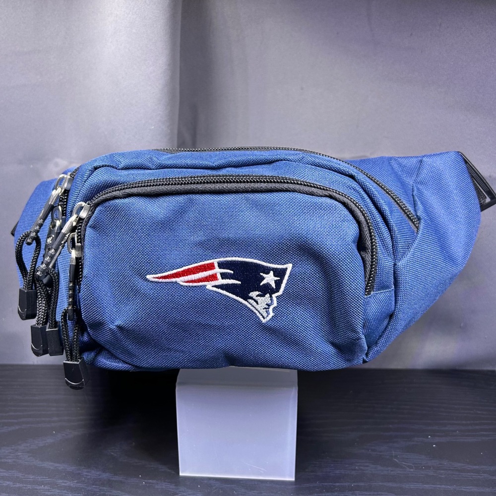 The Northwest Company New England Patriots Fanny Pack Unisex Blue NFL 1104046